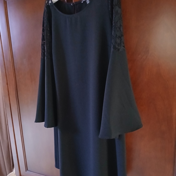 Evening Shift Dress - Picture 4 of 12